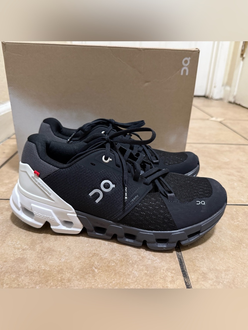 On Running Women’s Cloudflyer 4